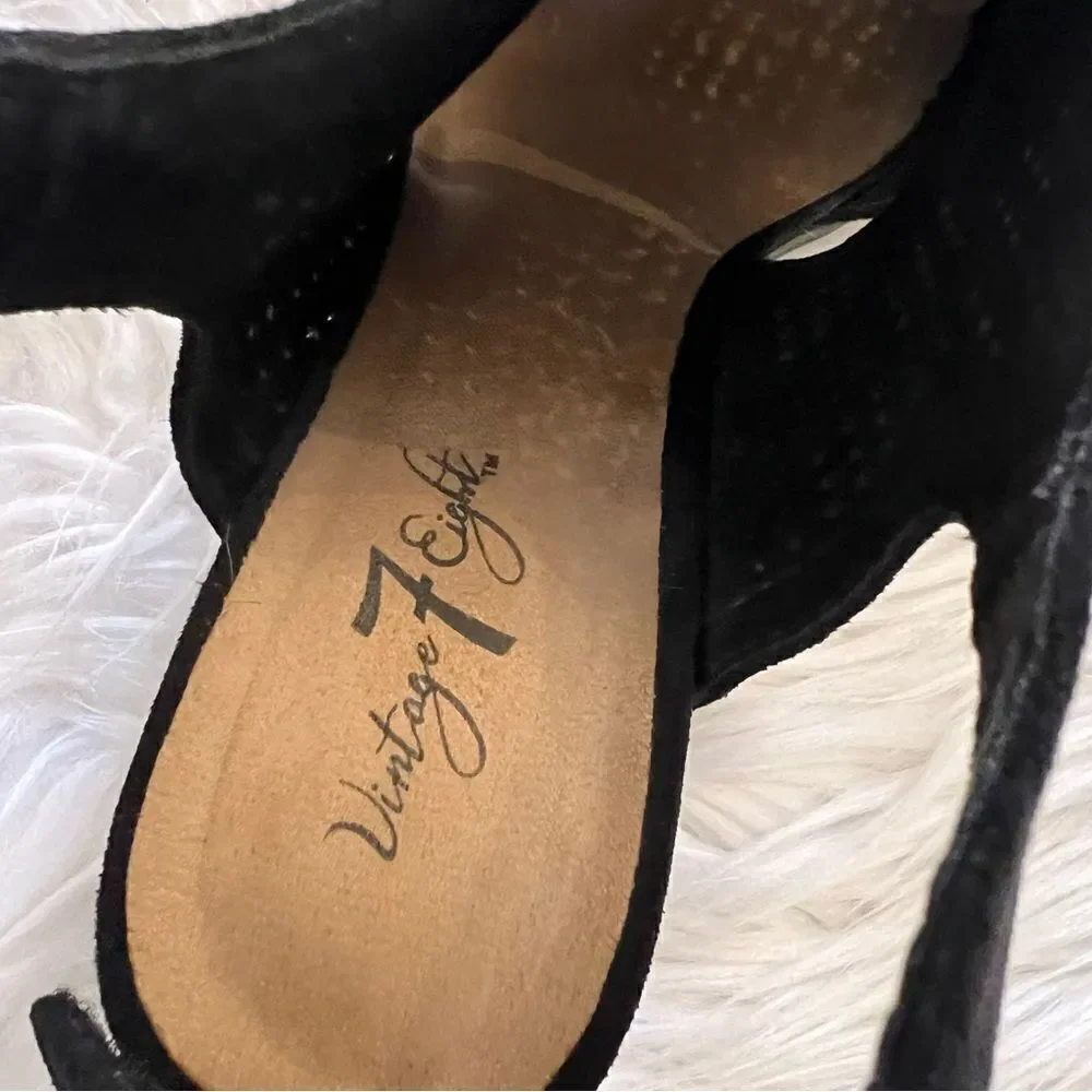 Vintage 7 Eight Lara Sandals Black Size 6.5 Faux Suede Cut Outs Heel